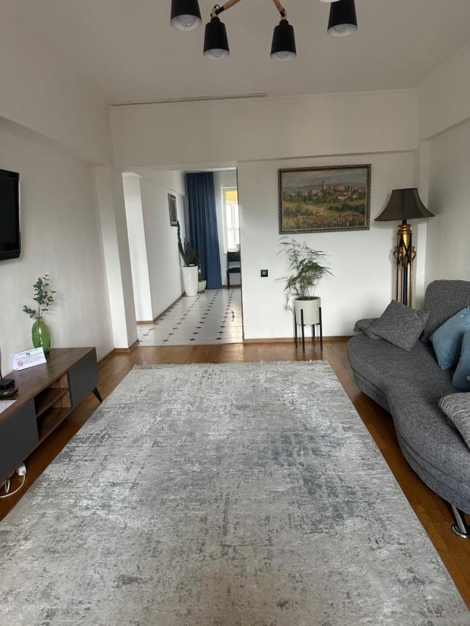 Apart 13 Алматы Экстерьер фото